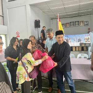 senior_most_makcik_from_kpgkebunbunga.jpeg